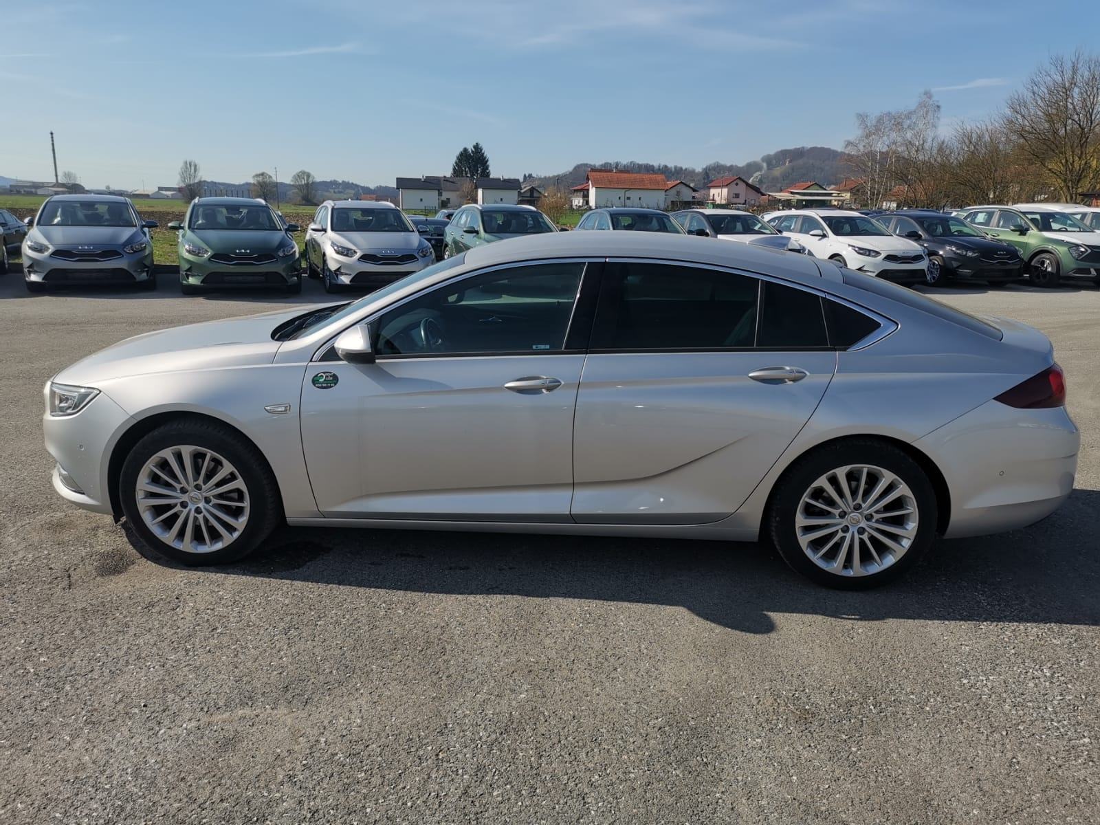 Opel Insignia 2.0 CDTI Dynamic + moguč dugoročni najam, fotografija 4