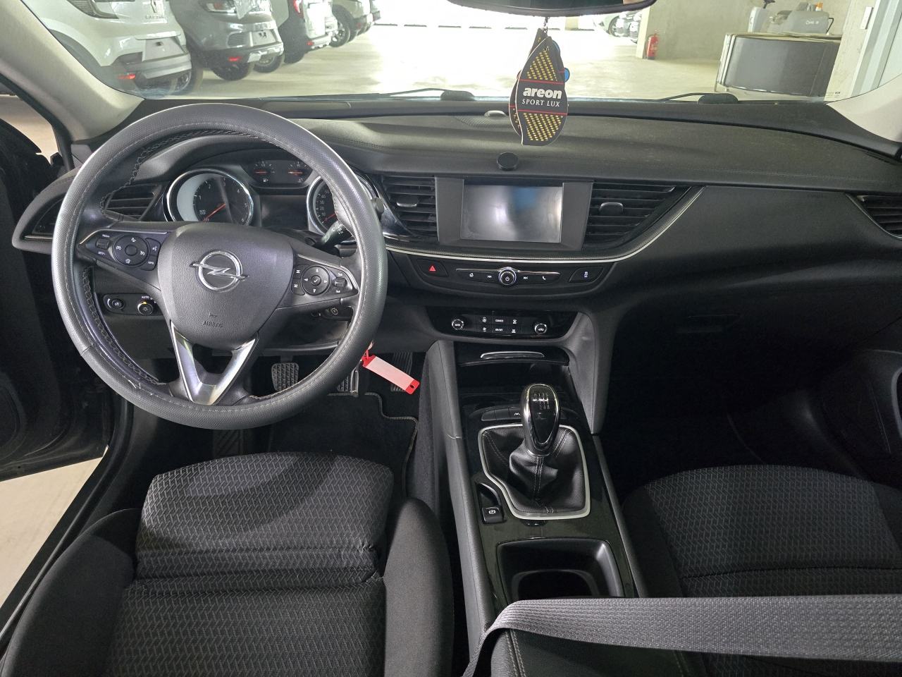 Opel Insignia Grand Sport 1,5 D Business Edition, fotografija 8