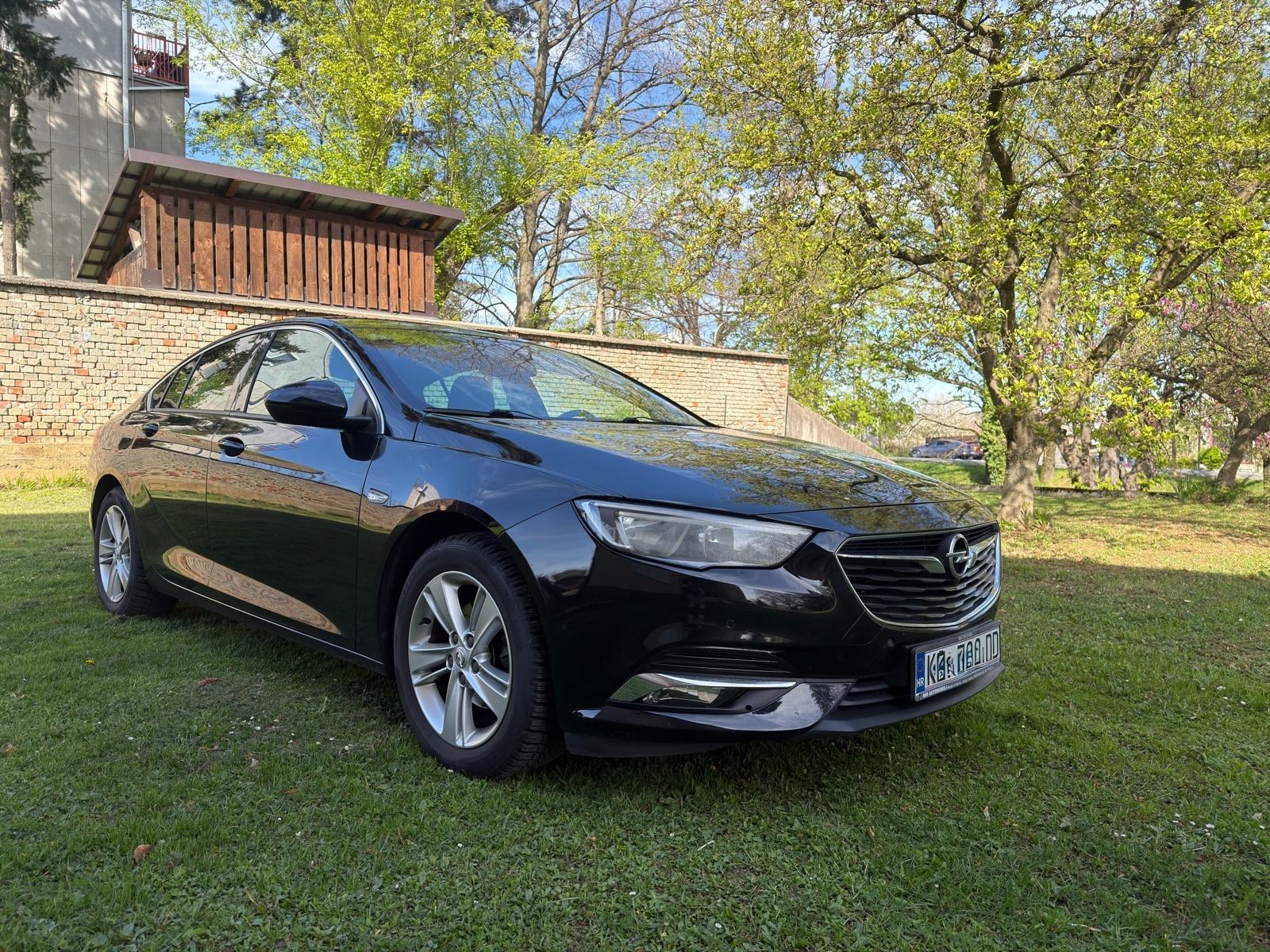 Opel Insignia GRAND SPORT 1,6 CDTI, reg. do 04/27!, fotografija 6