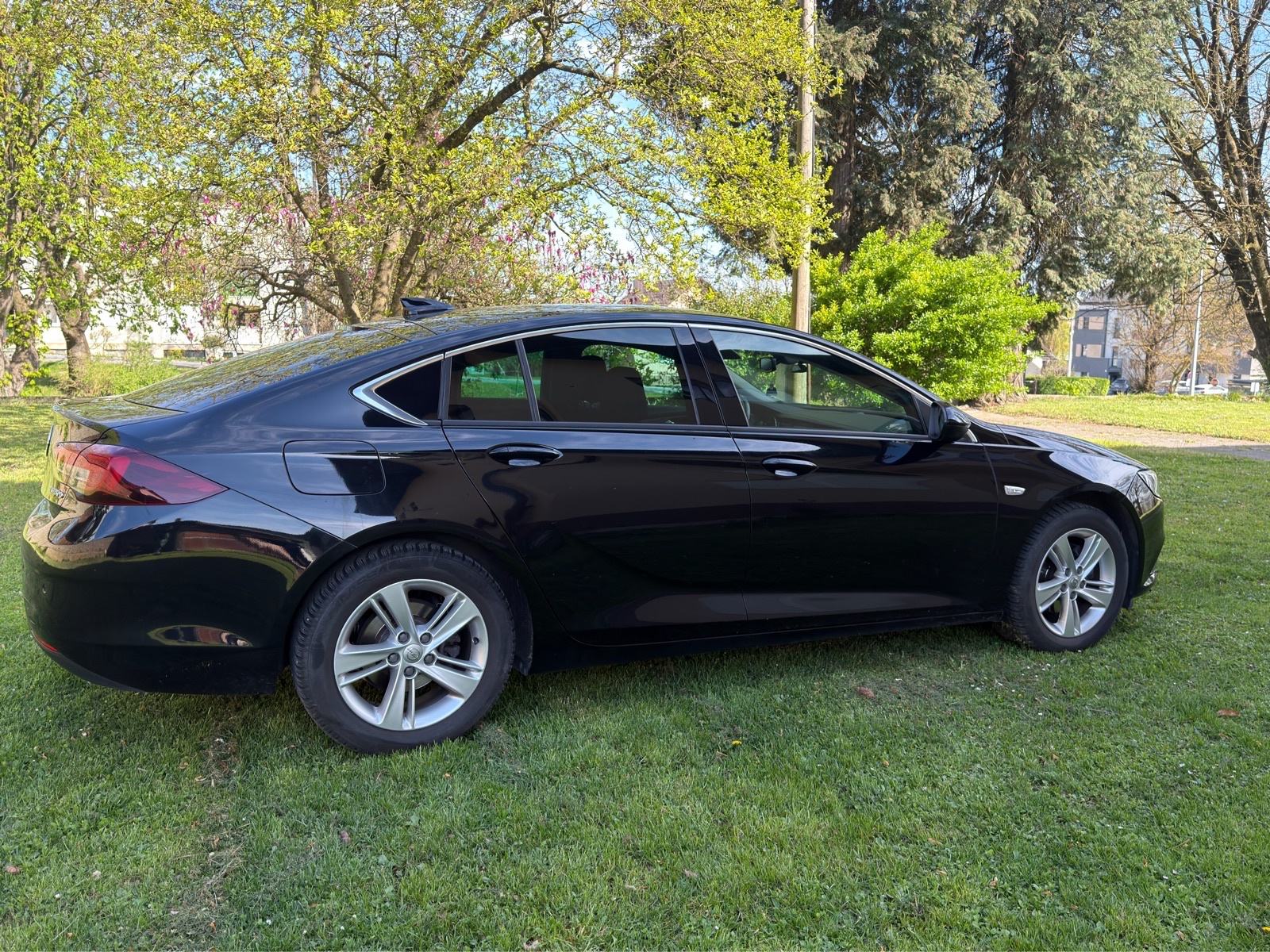 Opel Insignia GRAND SPORT 1,6 CDTI, reg. do 04/27!, fotografija 11