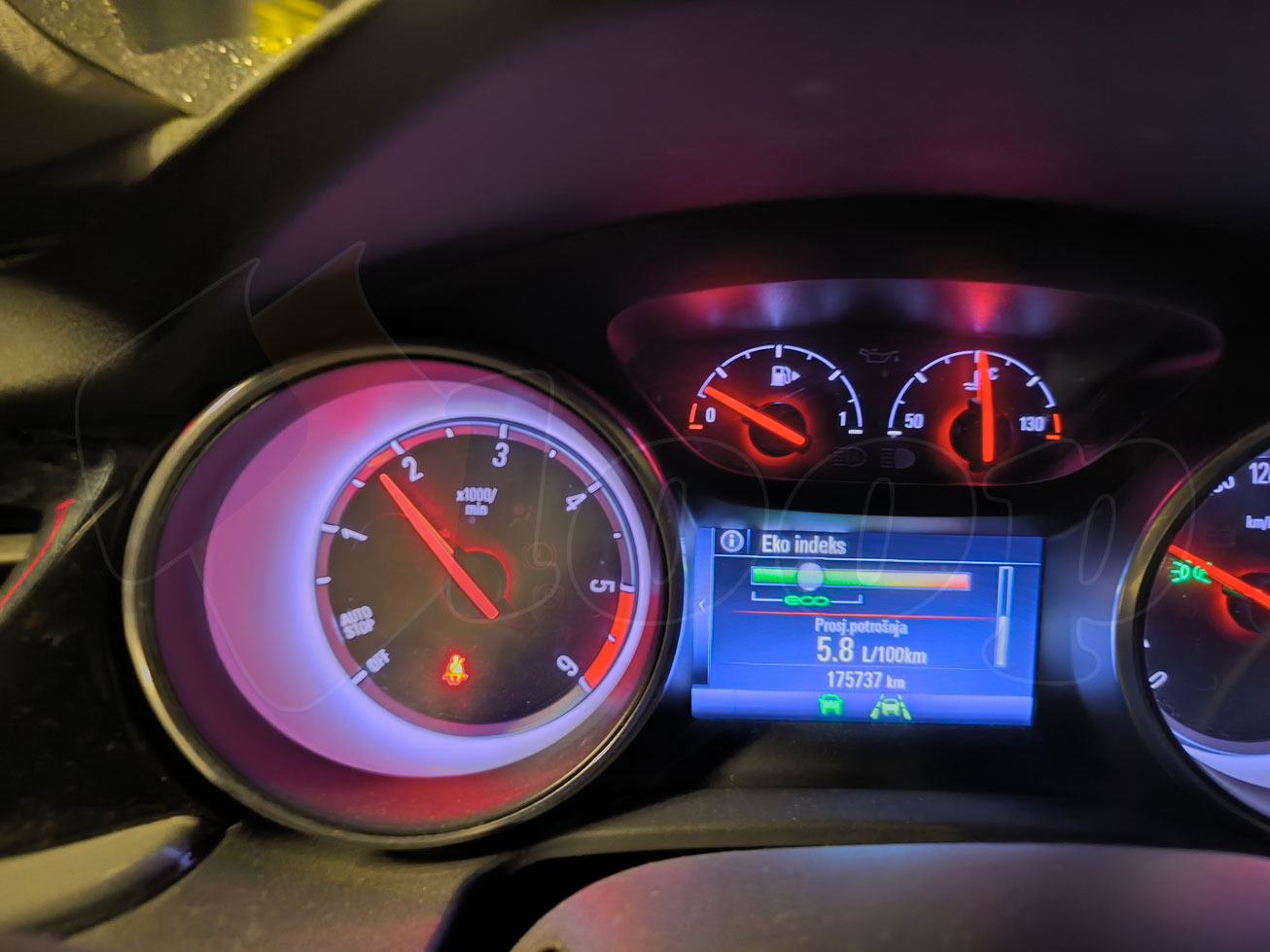Opel Insignia Karavan 1.6 CDTi, fotografija 11