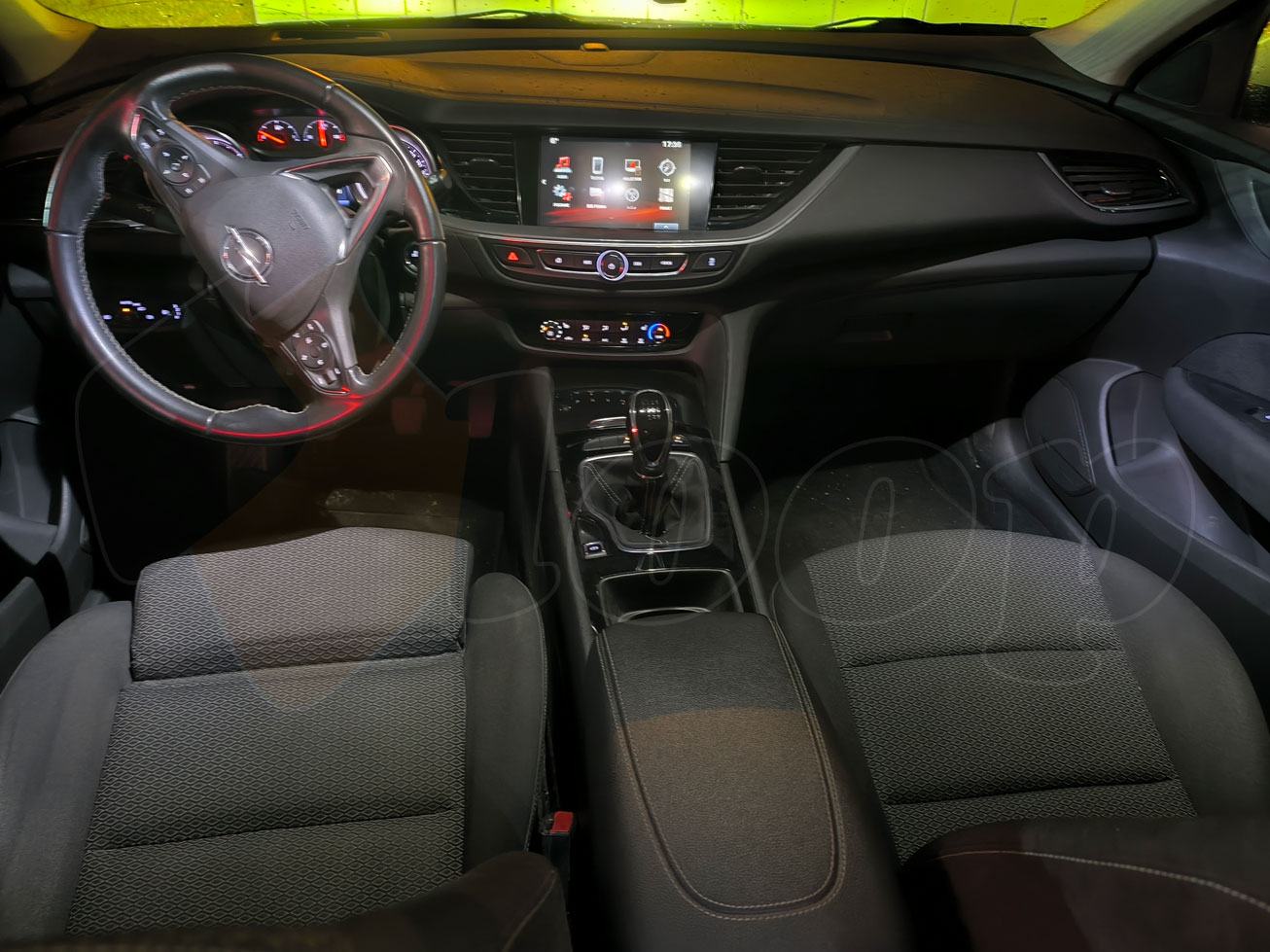 Opel Insignia Karavan 1.6 CDTi, fotografija 13