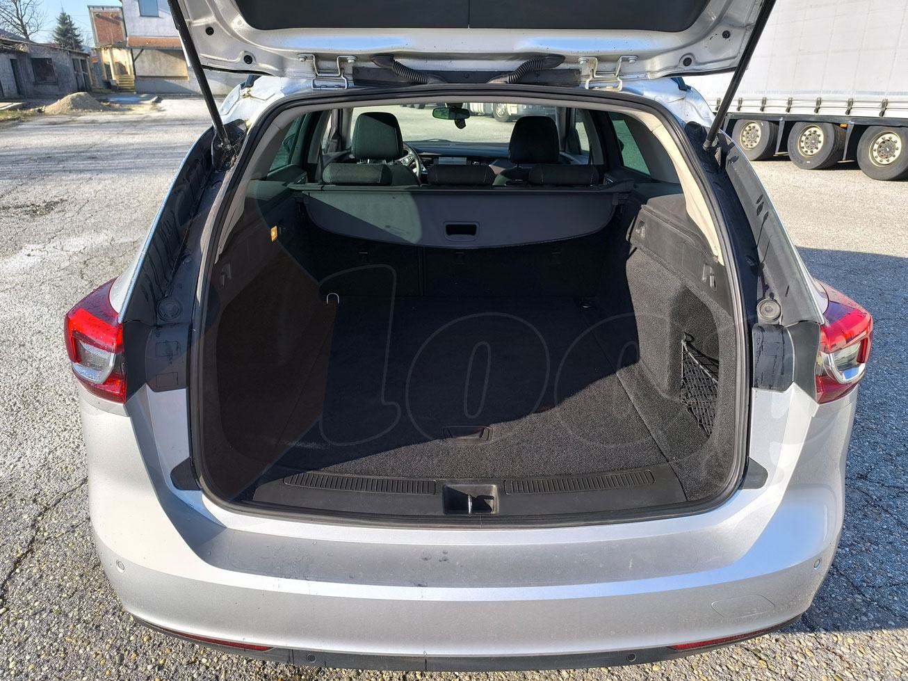 Opel Insignia Karavan 1.6 CDTi, fotografija 3