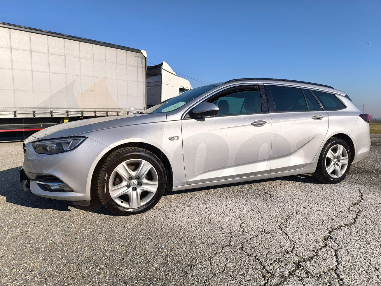 Opel Insignia Karavan 1.6 CDTi, fotografija 5
