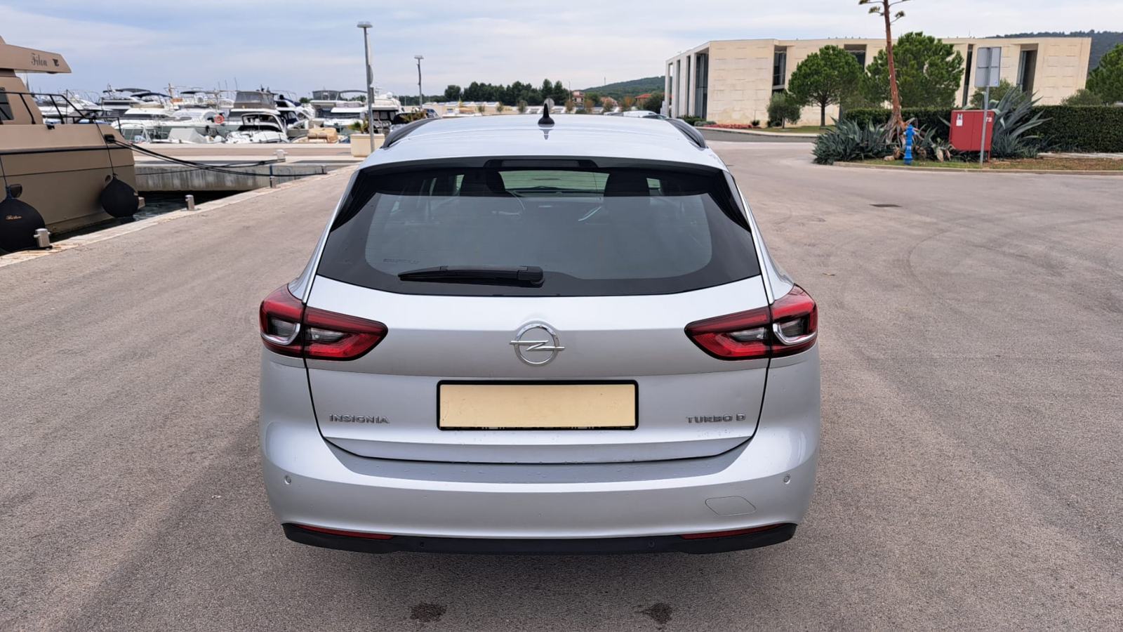 Opel Insignia Karavan 1,6 CDTI 2018god⭐️Komplet VELIKI SERVIS (lanac)⭐, fotografija 10