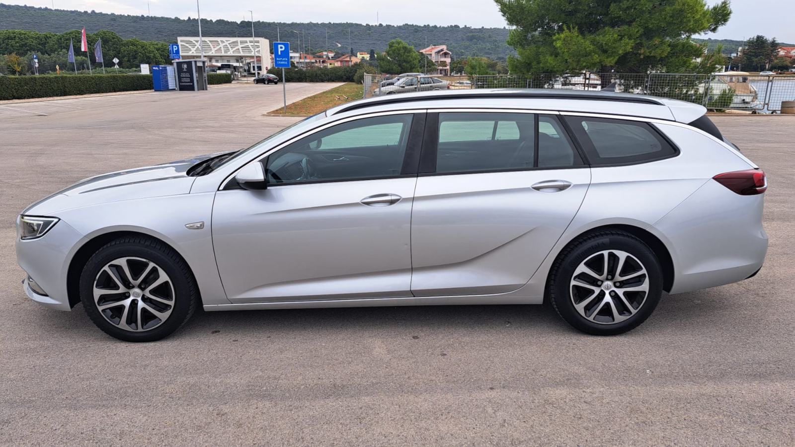 Opel Insignia Karavan 1,6 CDTI 2018god⭐️Komplet VELIKI SERVIS (lanac)⭐, fotografija 7