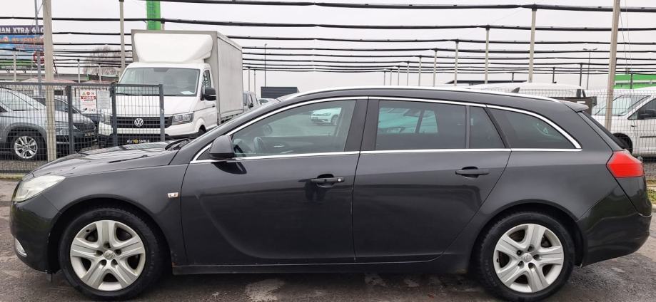 Opel Insignia Karavan 2,0 CDTI, 118KW, NAVI, AUT.KLIMA, REG 12/2026..., fotografija 2