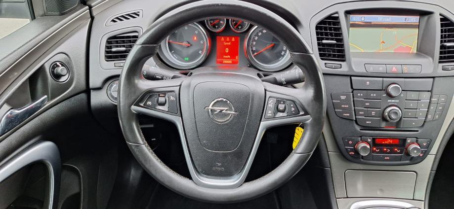 Opel Insignia Karavan 2,0 CDTI, 118KW, NAVI, AUT.KLIMA, REG 12/2026..., fotografija 15