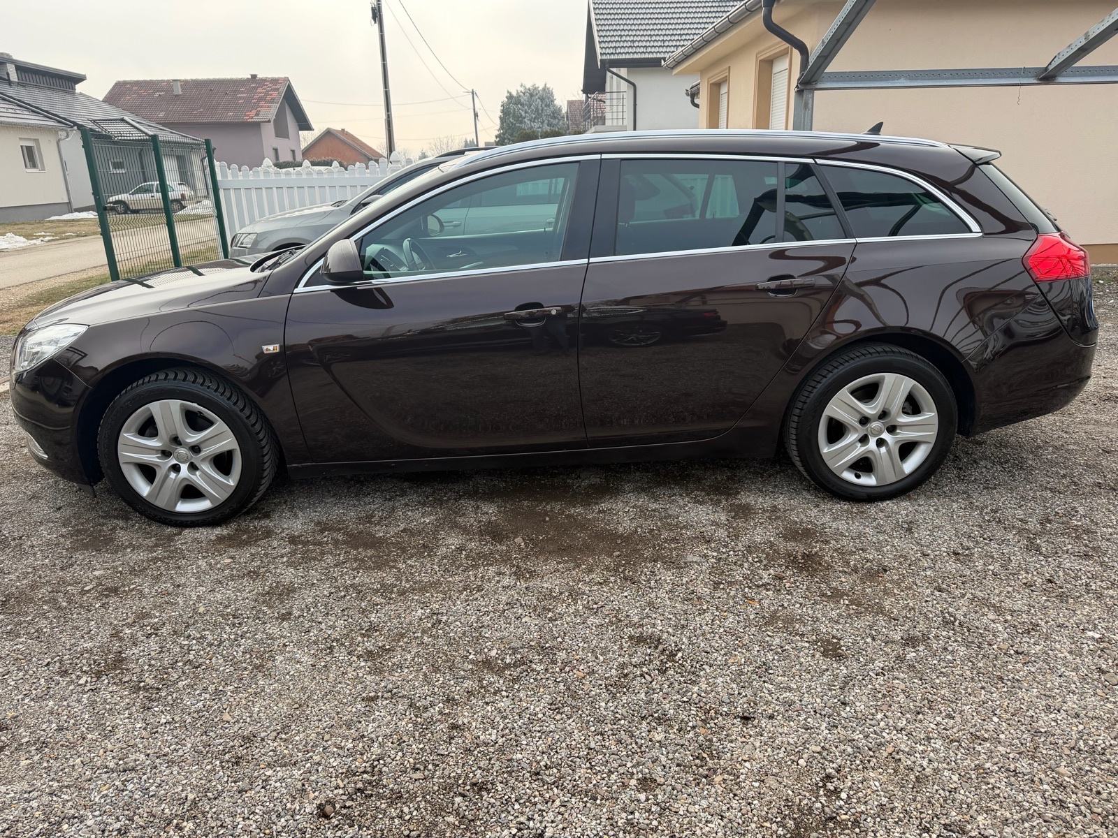 Opel Insignia Karavan 2,0 CDTI,96kw,Navigacija,Tempomat,Veliki servis, fotografija 8
