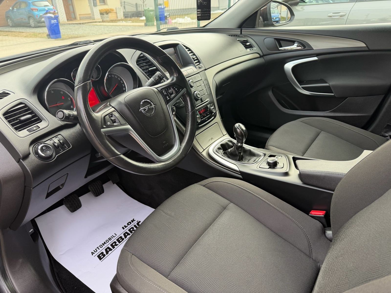 Opel Insignia Karavan 2,0 CDTI,96kw,Navigacija,Tempomat,Veliki servis, fotografija 9