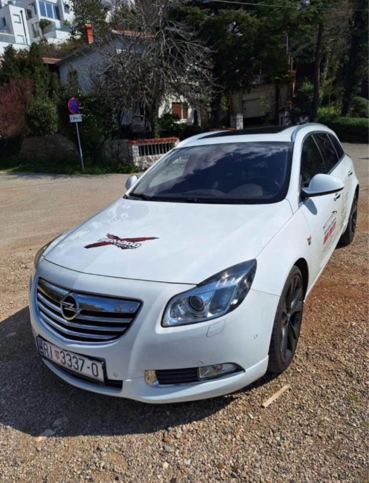 Opel Insignia Karavan 2,0 CDTI automatik, fotografija 1