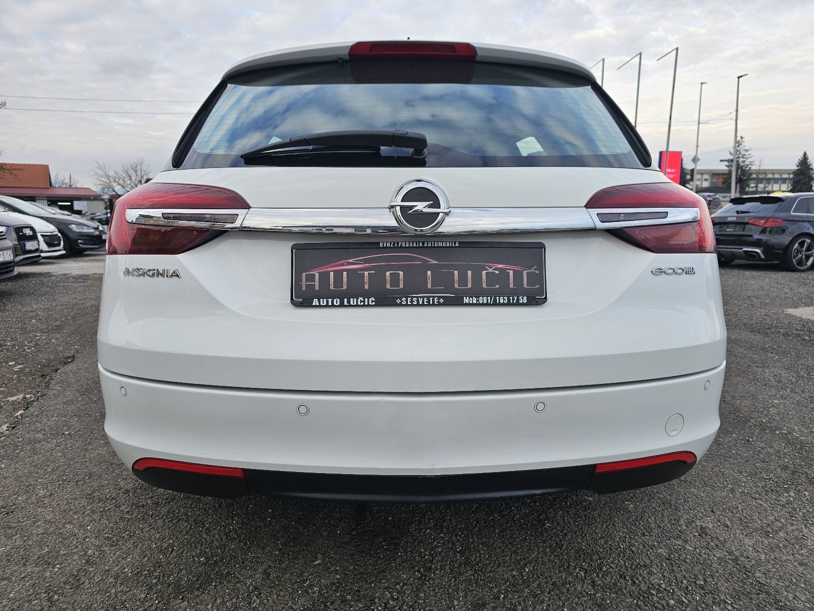 Opel Insignia Karavan 2,0 CDTI ***DVA-KLJUČA***NAVIGACIJA***SENZORI***, fotografija 6
