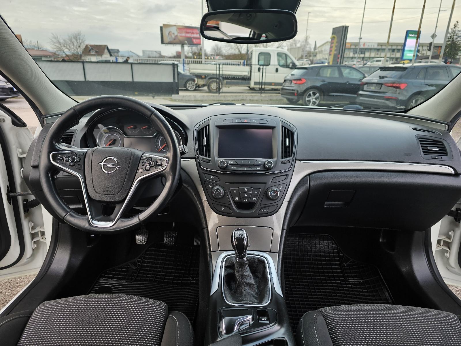 Opel Insignia Karavan 2,0 CDTI ***DVA-KLJUČA***NAVIGACIJA***SENZORI***, fotografija 14