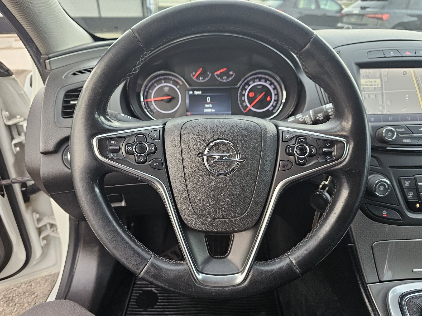 Opel Insignia Karavan 2,0 CDTI ***DVA-KLJUČA***NAVIGACIJA***SENZORI***, fotografija 18