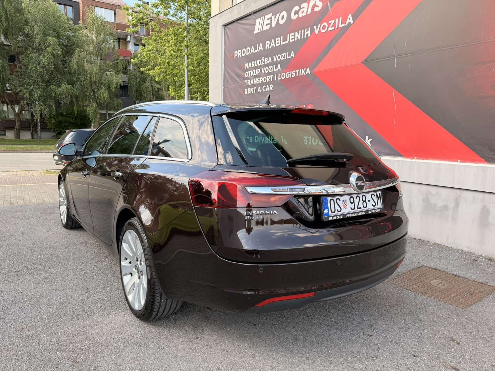 Opel Insignia Karavan 2,0 CDTI -KOŽA-REG 03/2027, fotografija 2