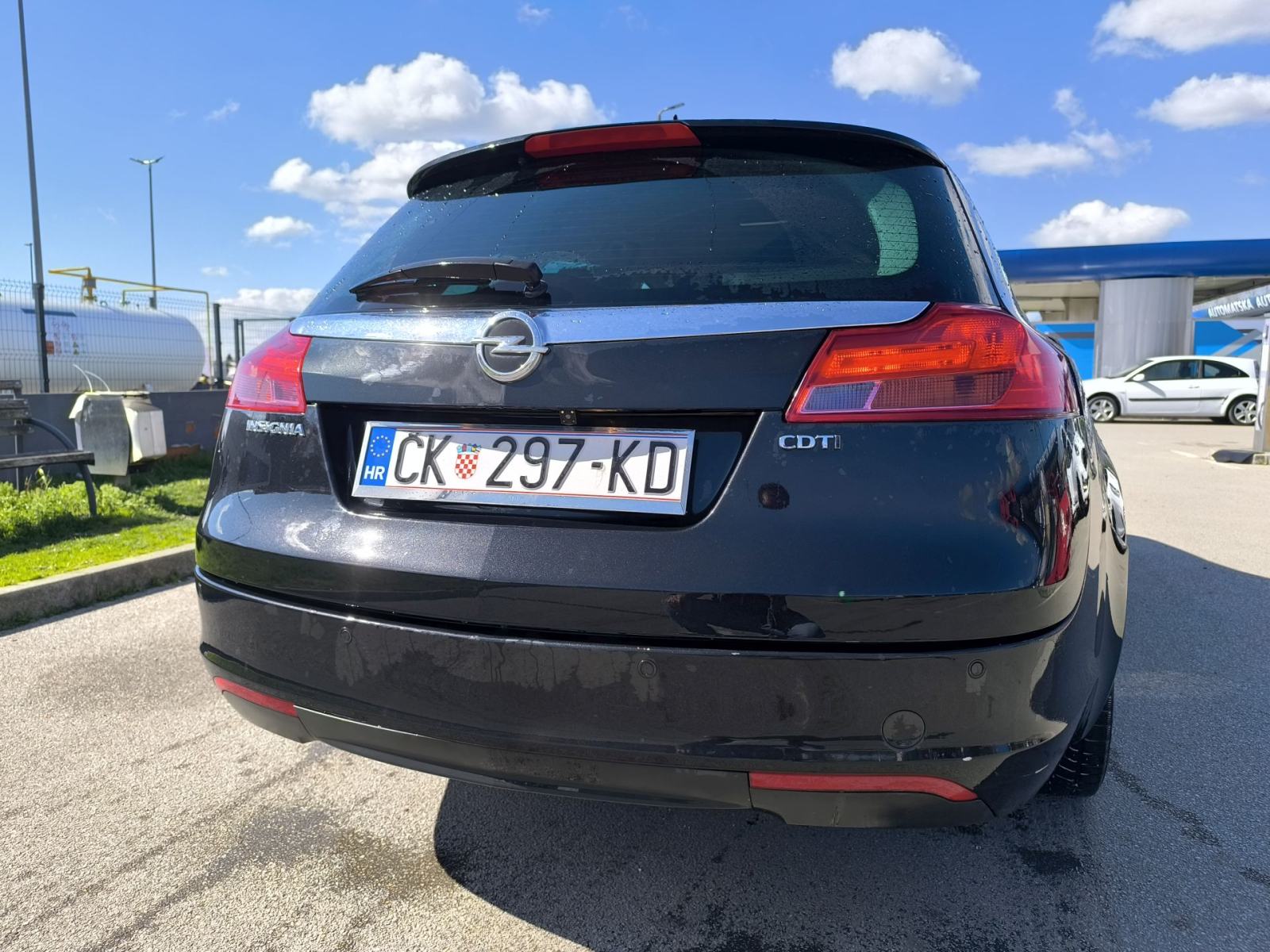 Opel Insignia Karavan 2.0 CDTI (plaćanje do 36 rata), fotografija 4