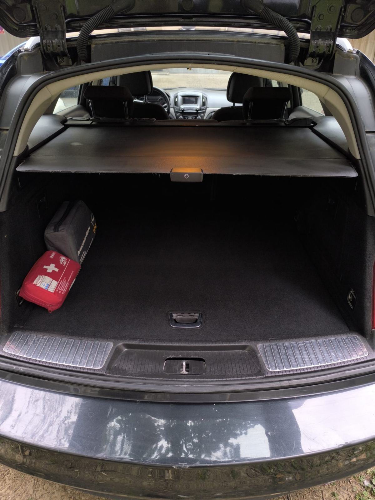 Opel Insignia Karavan 2,0 CDTI, fotografija 9