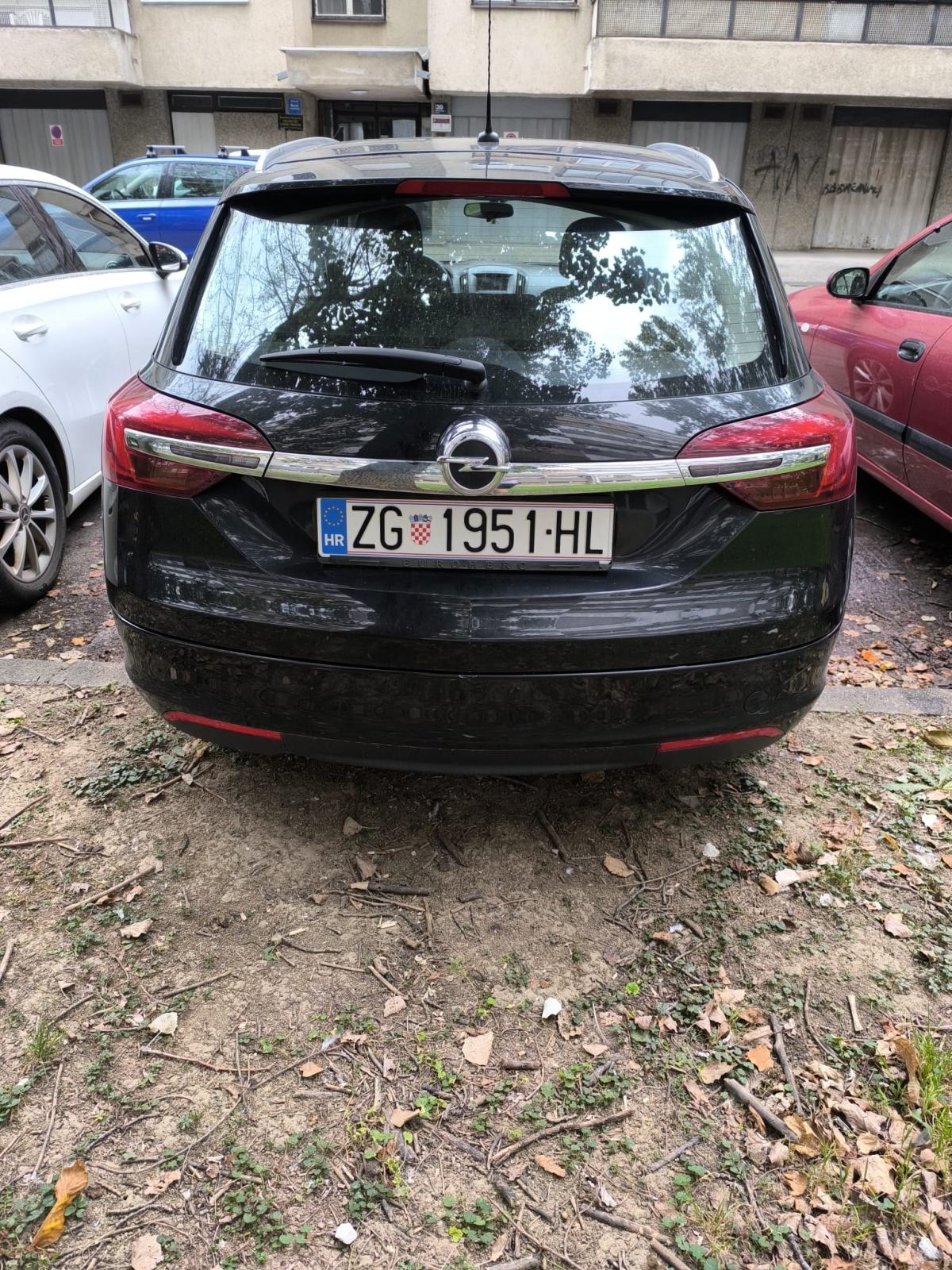 Opel Insignia Karavan 2,0 CDTI, fotografija 2