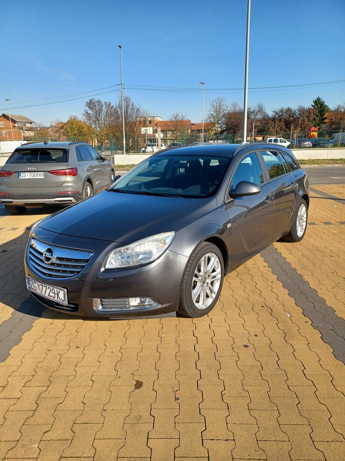 Opel Insignia Karavan 2,0 CDTI reg.4/27., fotografija 3