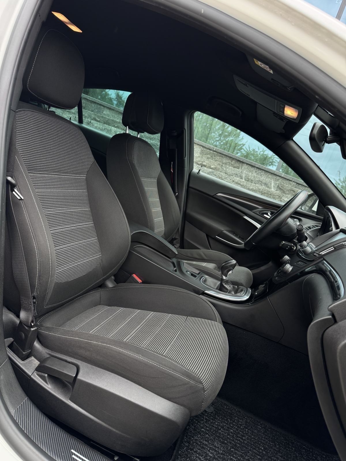 Opel Insignia 2,0 CDTI Sport FULL - VIRTUAL - CRNI KROV - REG 07/2027, fotografija 20