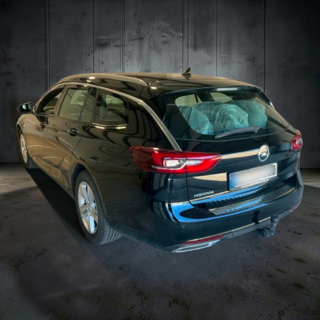 Opel Insignia Karavan 2,0 D, fotografija 10