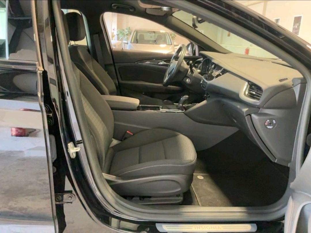 Opel Insignia Karavan 2,0 D, fotografija 5