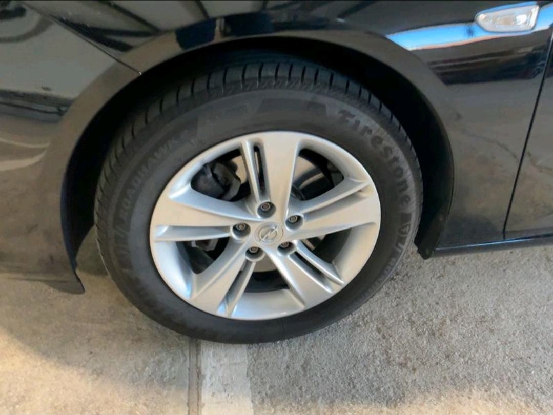 Opel Insignia Karavan 2,0 D, fotografija 2