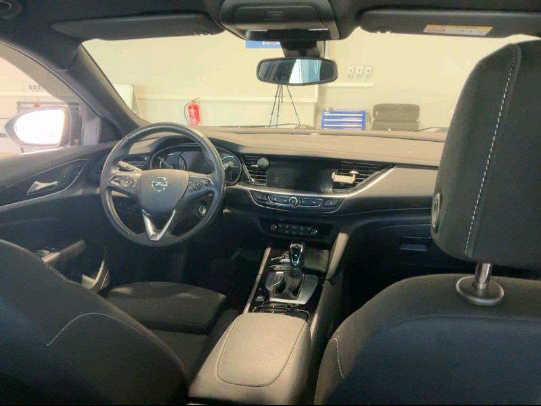 Opel Insignia Karavan 2,0 D, fotografija 6