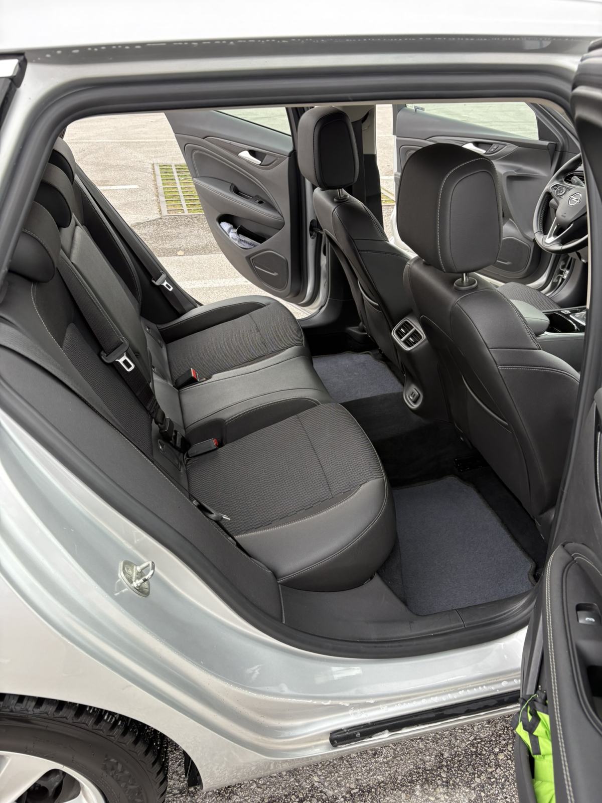 Opel Insignia Karavan 2,0 Turbo automatik, fotografija 6