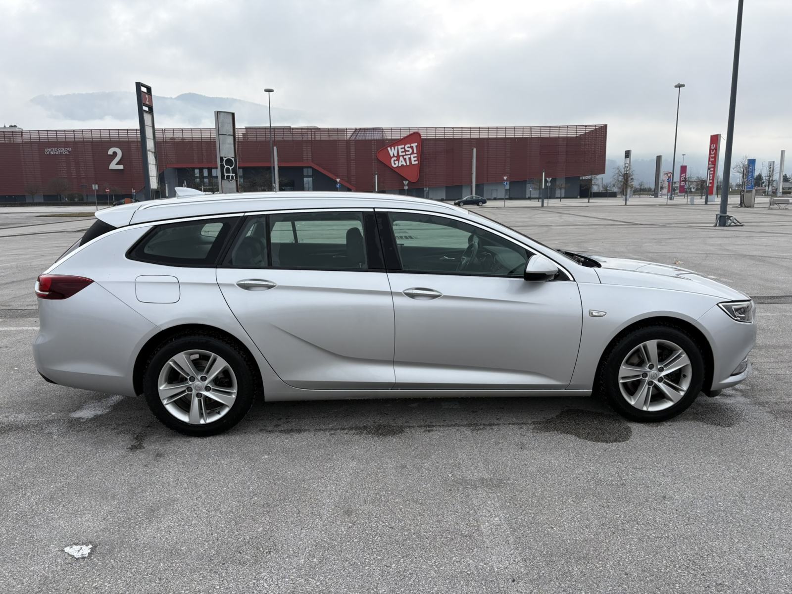 Opel Insignia Karavan 2,0 Turbo automatik, fotografija 16