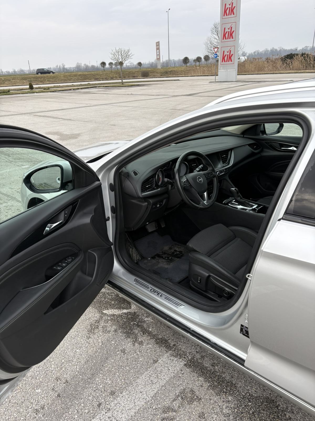 Opel Insignia Karavan 2,0 Turbo automatik, fotografija 18