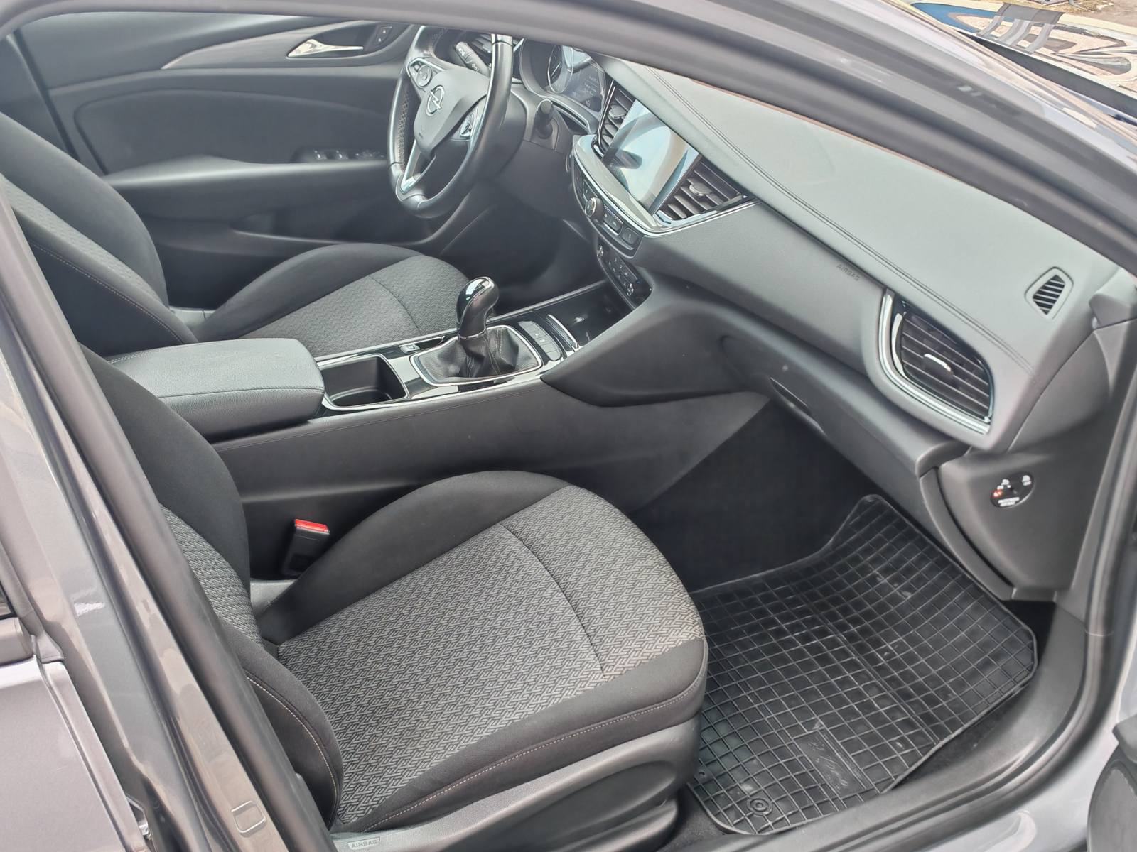 Opel Insignia Karavan Busineess 1,6 CDTI 136ks *JAMSTVO*VELIKI SERVIS*, fotografija 7