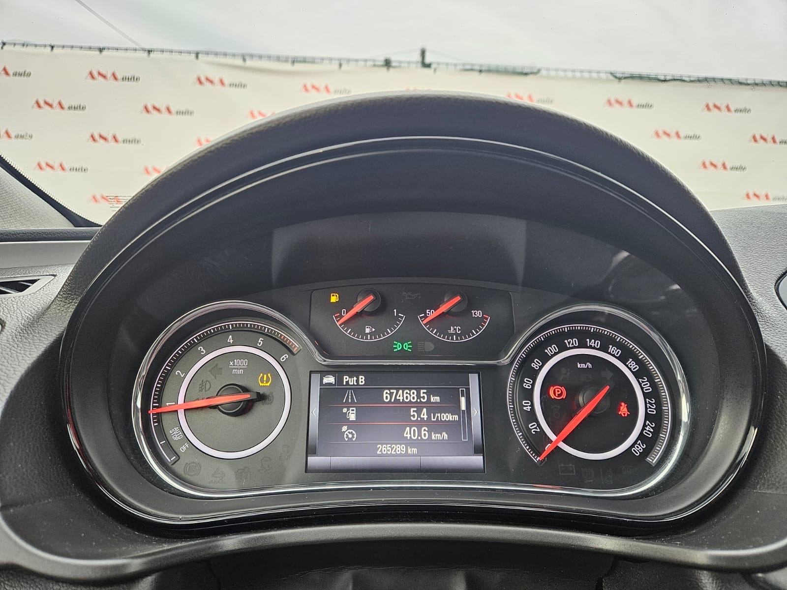 Opel Insignia, fotografija 18
