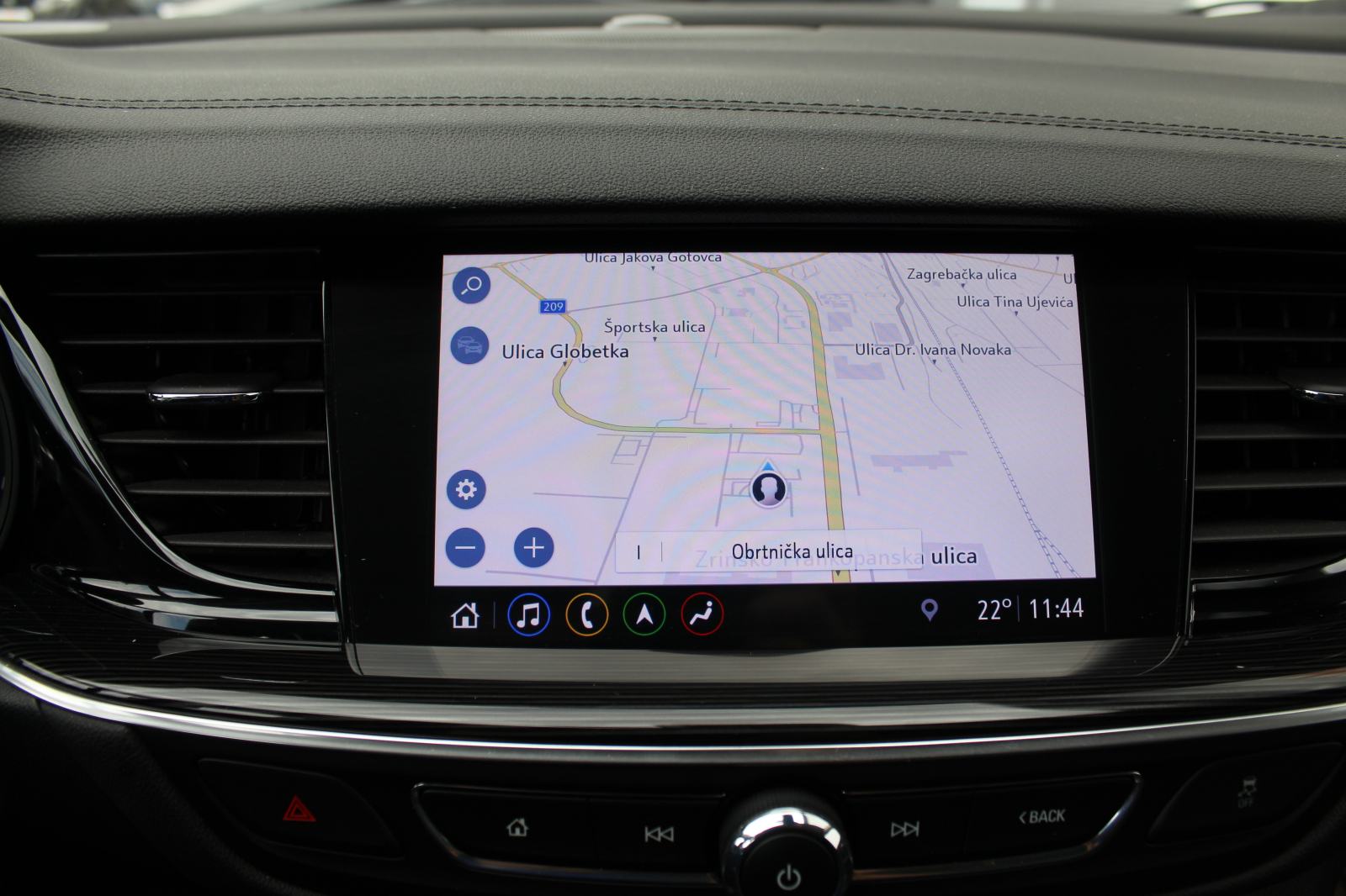 Opel Insignia Sports Tourer 1,6 CDTi Innovation, fotografija 15