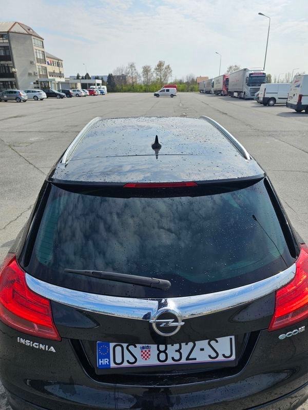 Opel Insignia Sports Tourer, fotografija 5