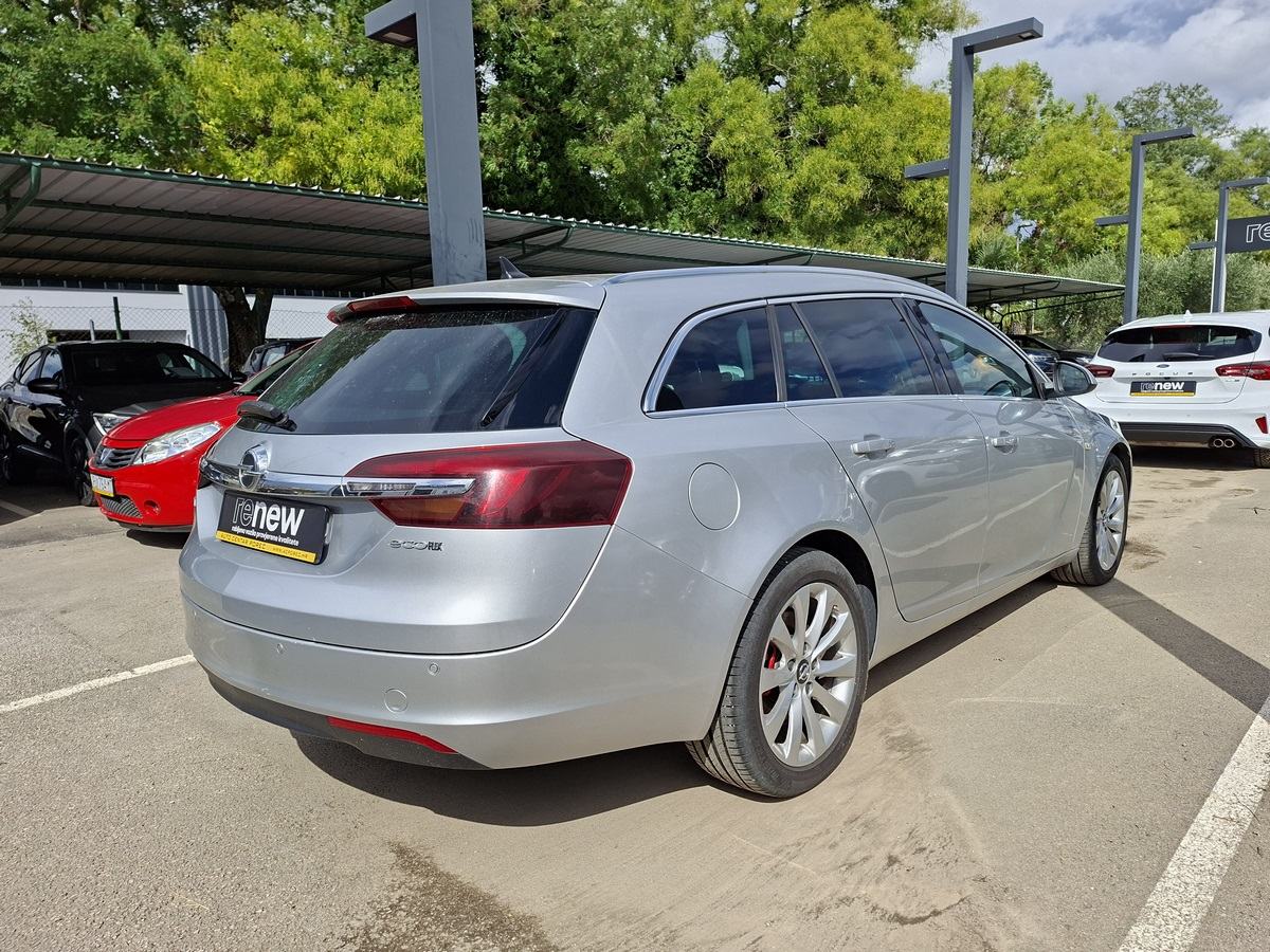 Opel Insignia SportsTourer 2,0 CDTI ecoFlex Cosmo Start/Stop, fotografija 2