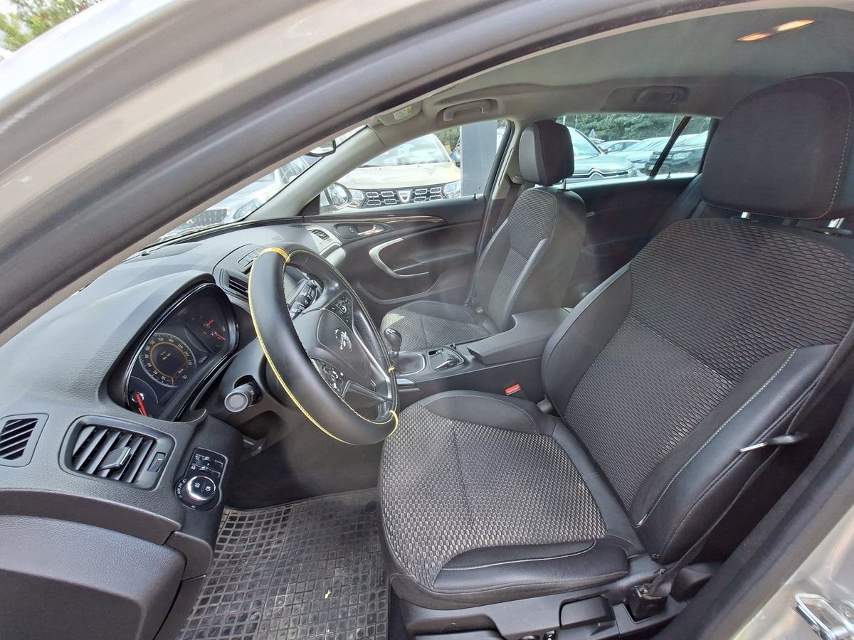 Opel Insignia SportsTourer 2,0 CDTI ecoFlex Cosmo Start/Stop, fotografija 9