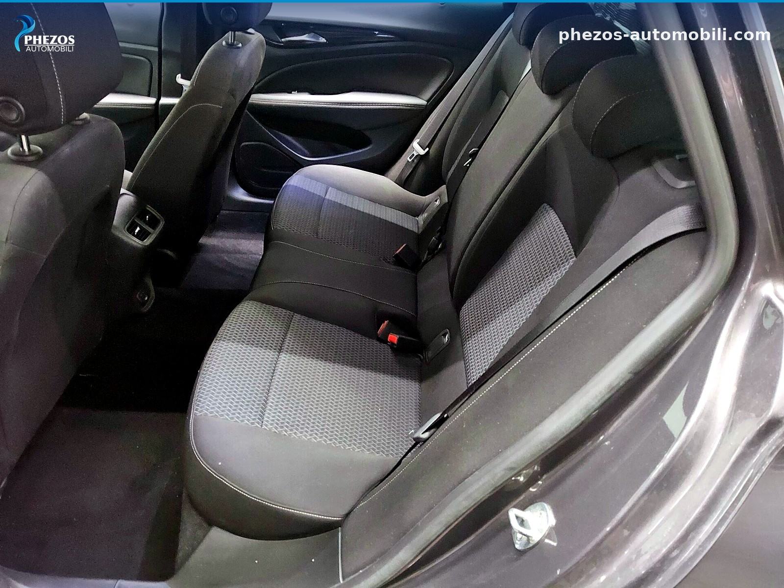 Opel Insignia ST 1.5 D Business Edition, fotografija 13