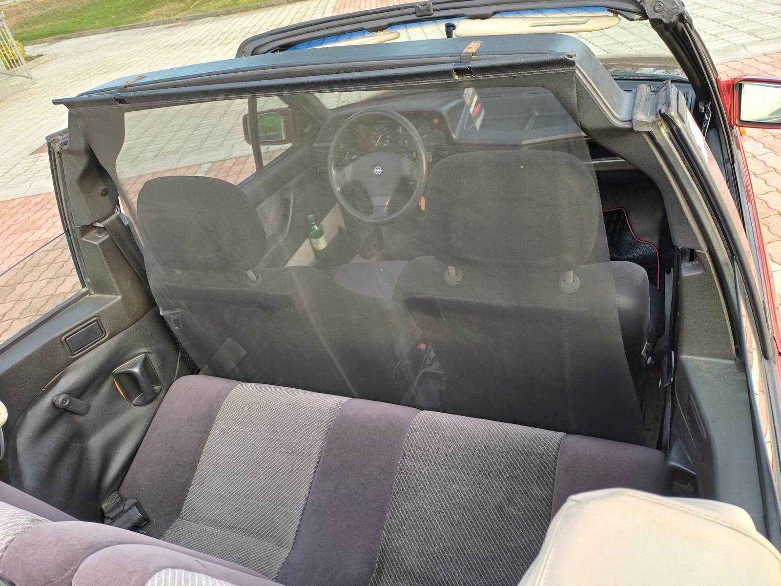 Opel Kadett Cabrio 1.6 i reg1godinu Oldtimer El.Krov 097 6813000, fotografija 11