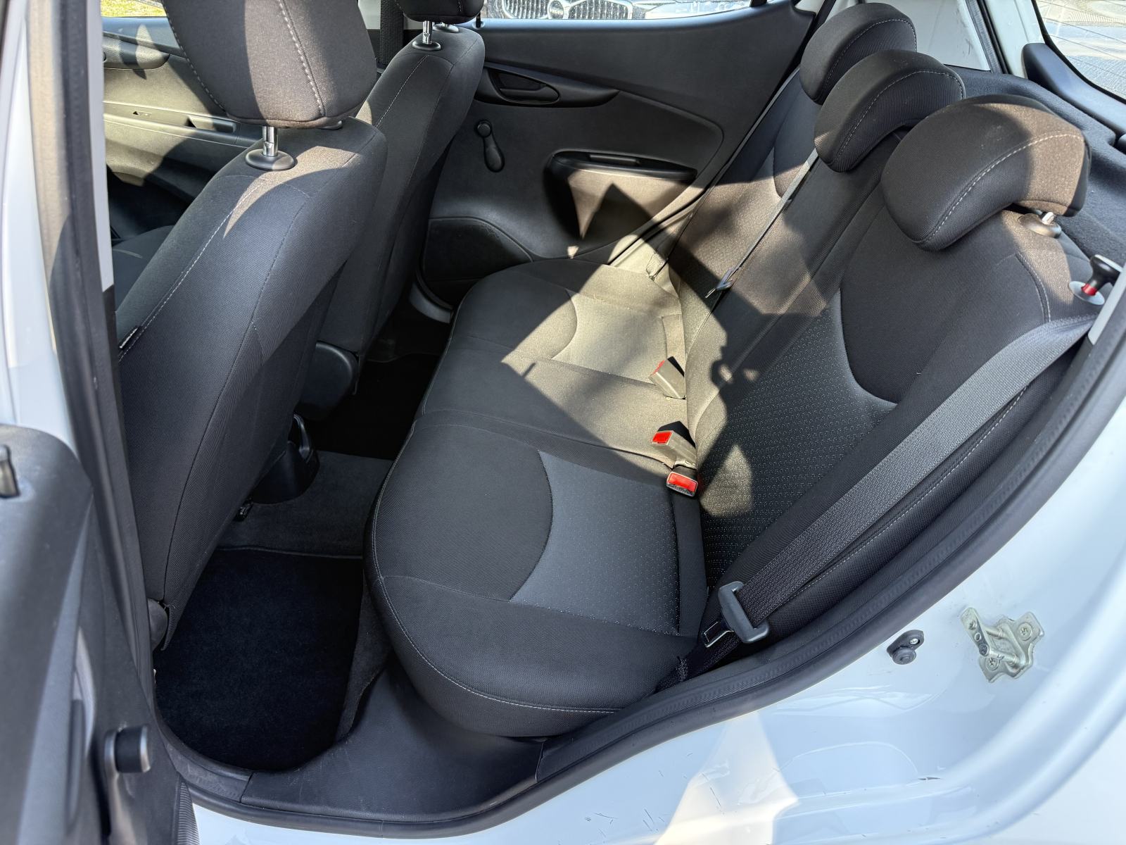 OPEL KARL 1.0 Benz **N-Joy** 2016. Godina, 114 000 Km, Servisna pov**, fotografija 16
