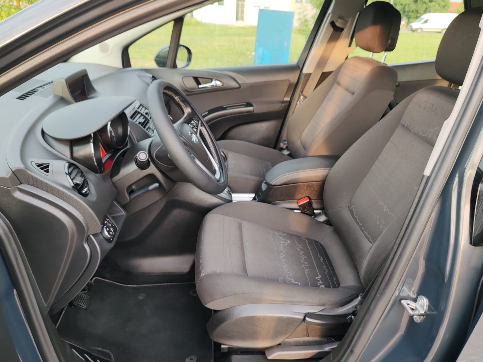 Opel Meriva 1,6 CDTI ,148000 km, 2016 god. kartice do 36 rata, fotografija 9