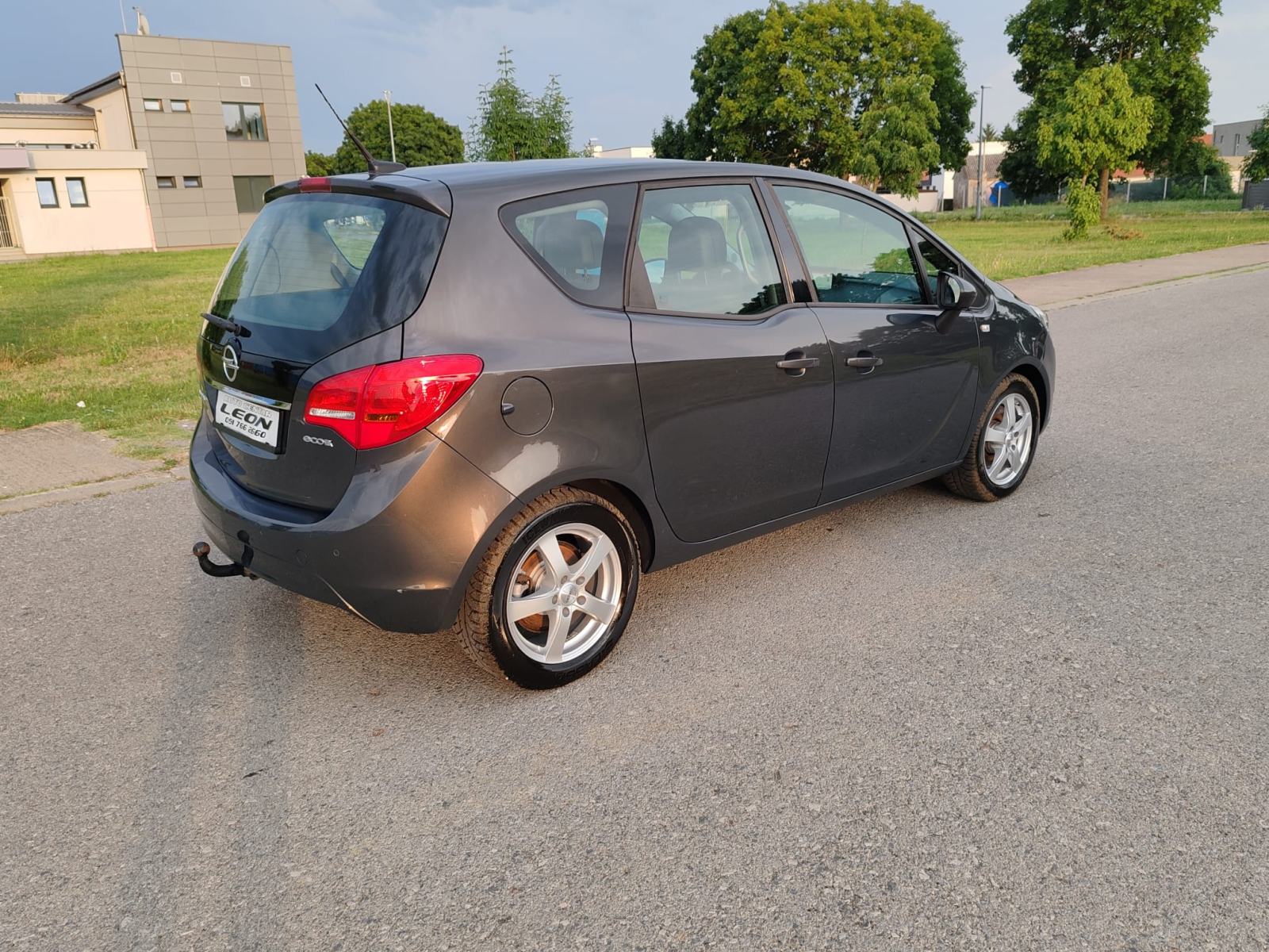 Opel Meriva 1,6 CDTI ,148000 km, 2016 god. kartice do 36 rata, fotografija 7