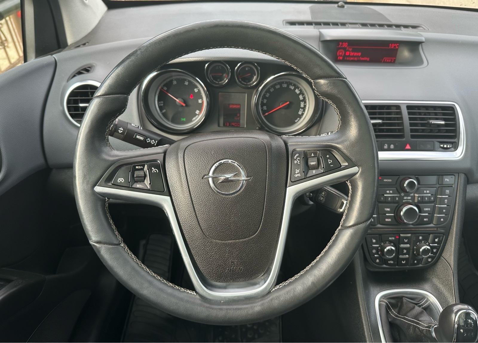 Opel Meriva 1,6 CDTI Cosmo, REG 05/27, 131.900 km, fotografija 10