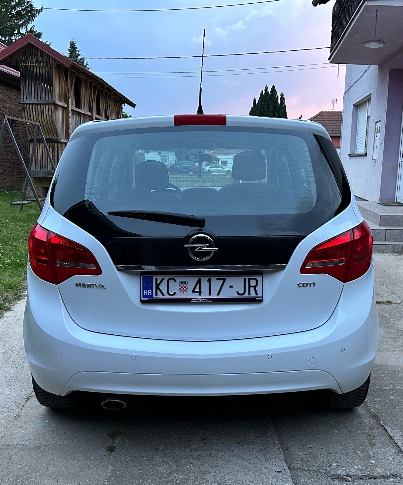 Opel Meriva 1,6 CDTI Cosmo, REG 05/27, 131.900 km, fotografija 6