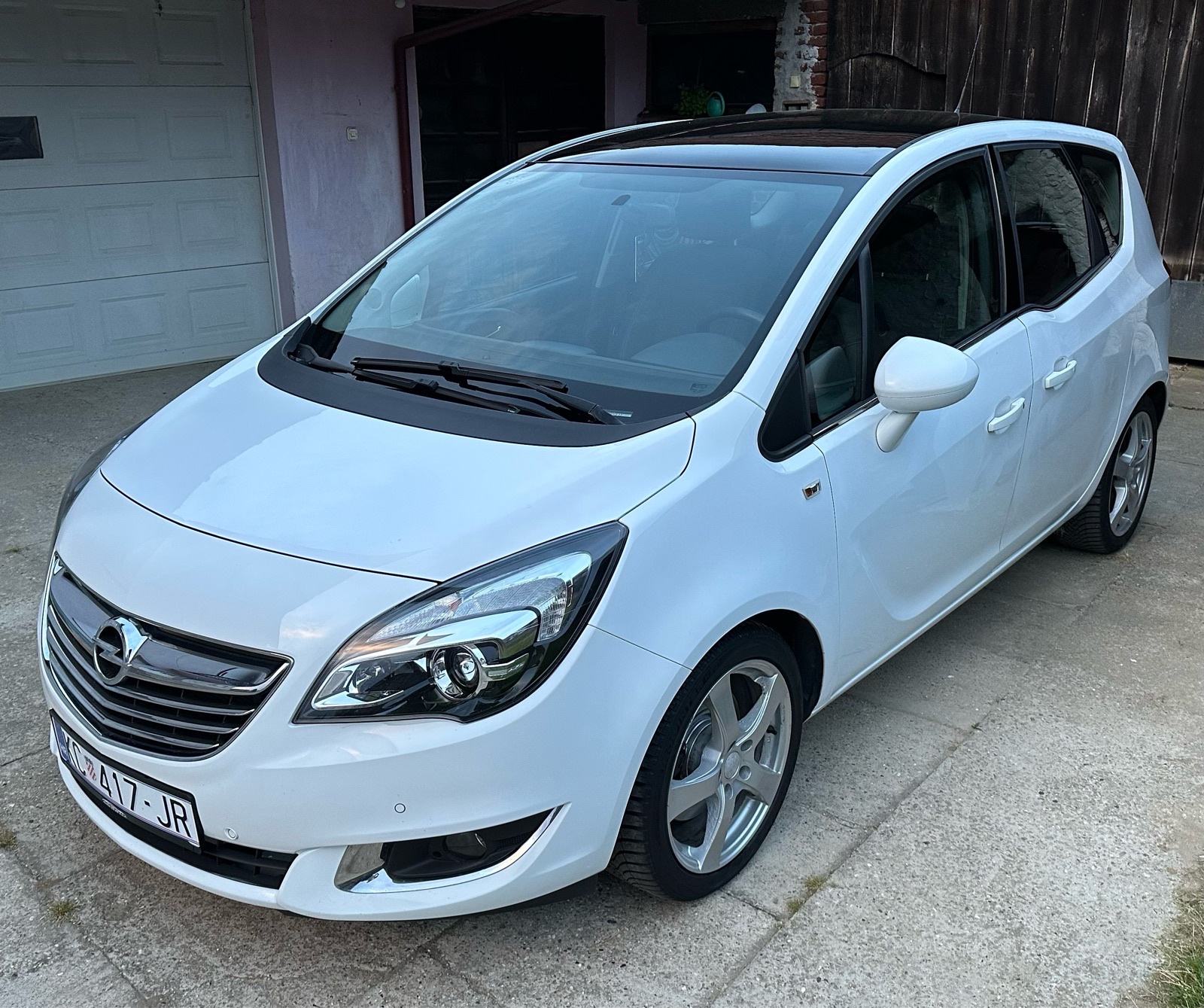 Opel Meriva 1,6 CDTI Cosmo, REG 05/27, 131.900 km, fotografija 3