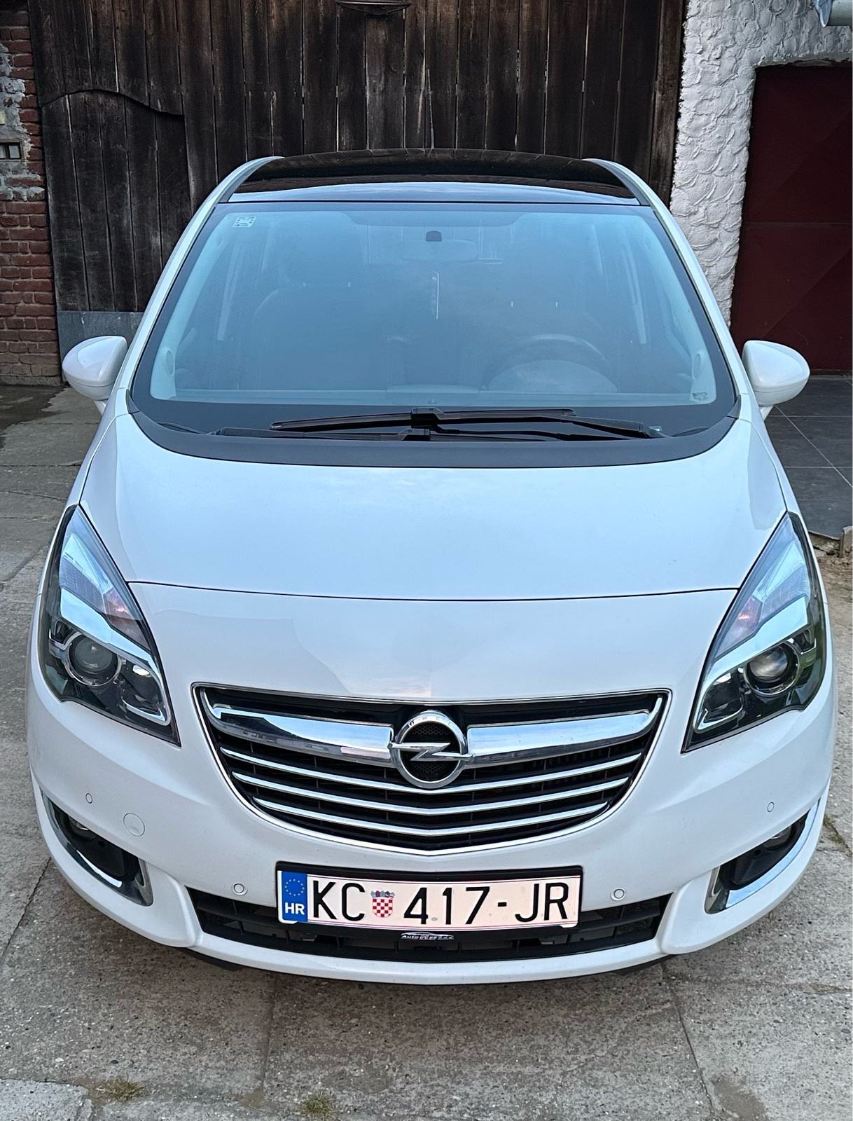 Opel Meriva 1,6 CDTI Cosmo, REG 05/27, 131.900 km, fotografija 2