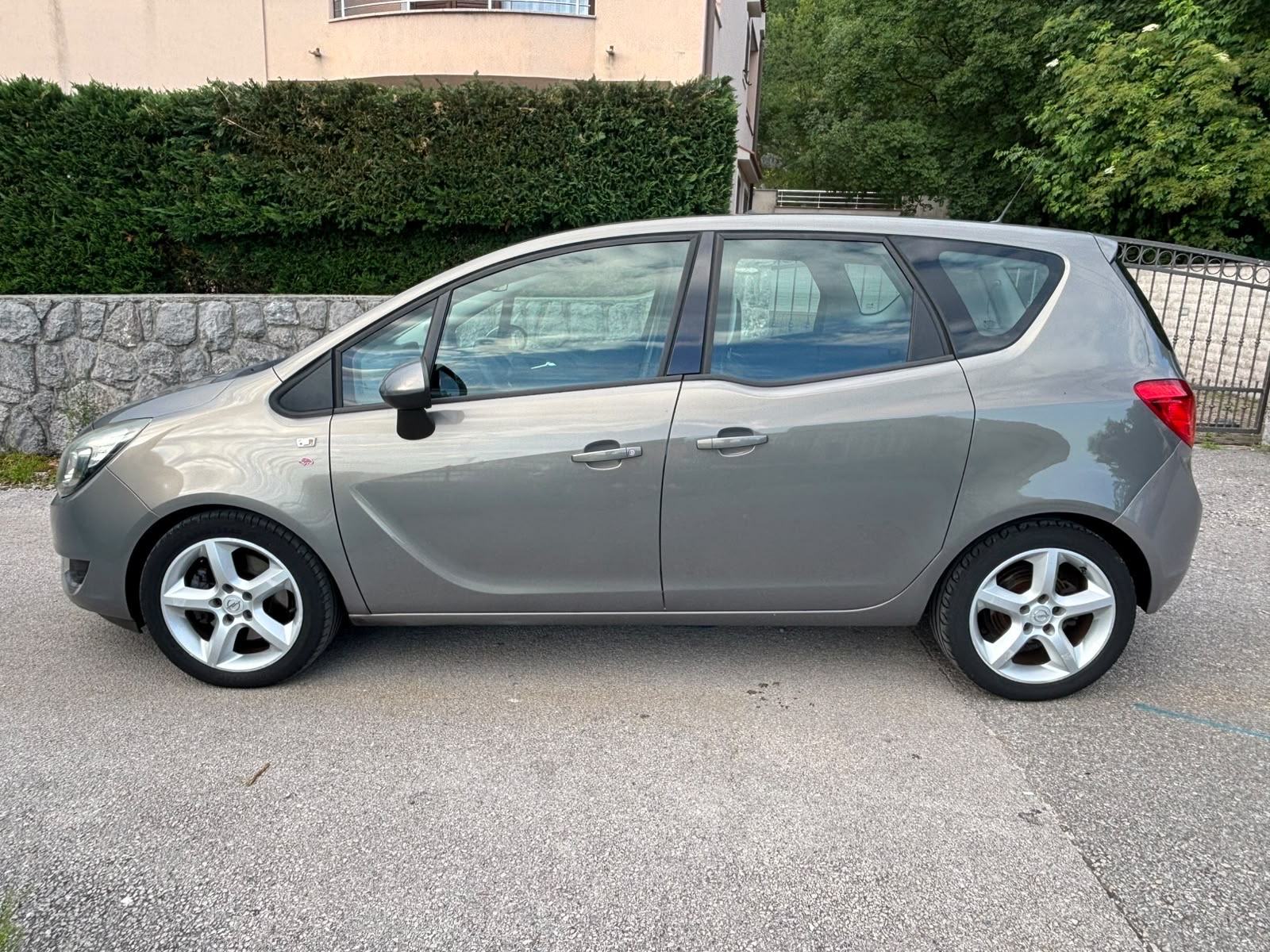 Opel Meriva 1,6 CDTI, fotografija 5