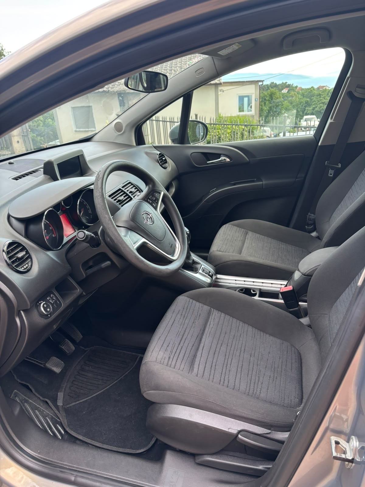 Opel Meriva 1,6 CDTI, fotografija 9