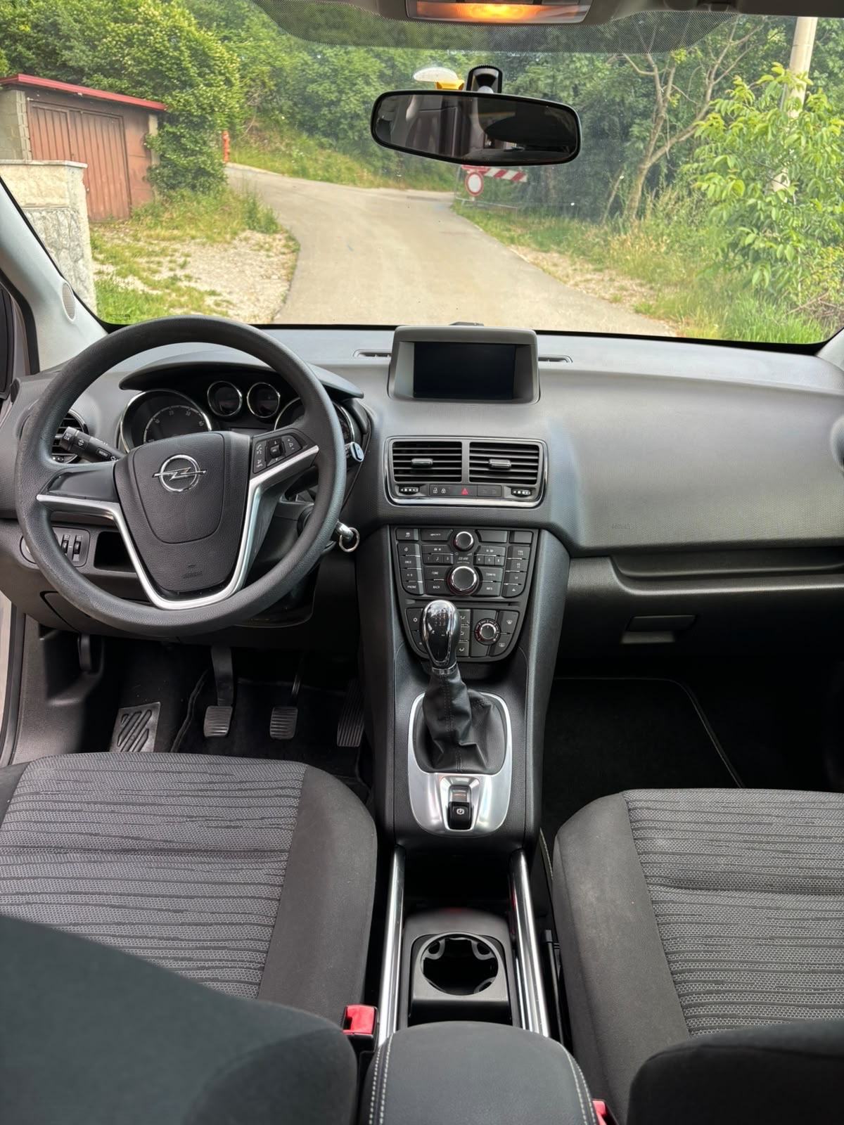 Opel Meriva 1,6 CDTI, fotografija 11