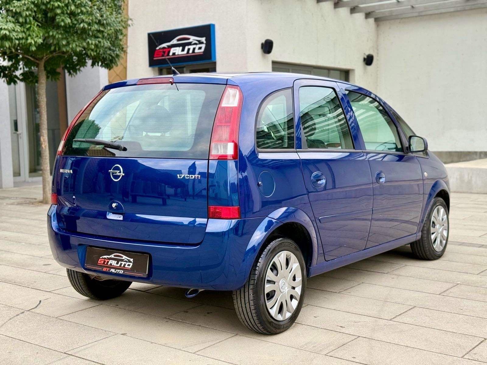 Opel Meriva 1,7 CDTI, KLIMA, Veliki servis, Nove gume, odlicno stanje, fotografija 6
